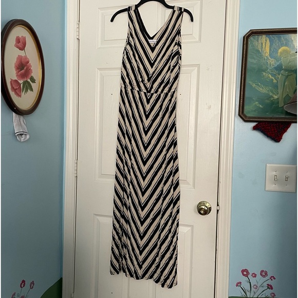 Calvin Klein Dresses & Skirts - Calvin Klein Size 4 Maxi Dress​